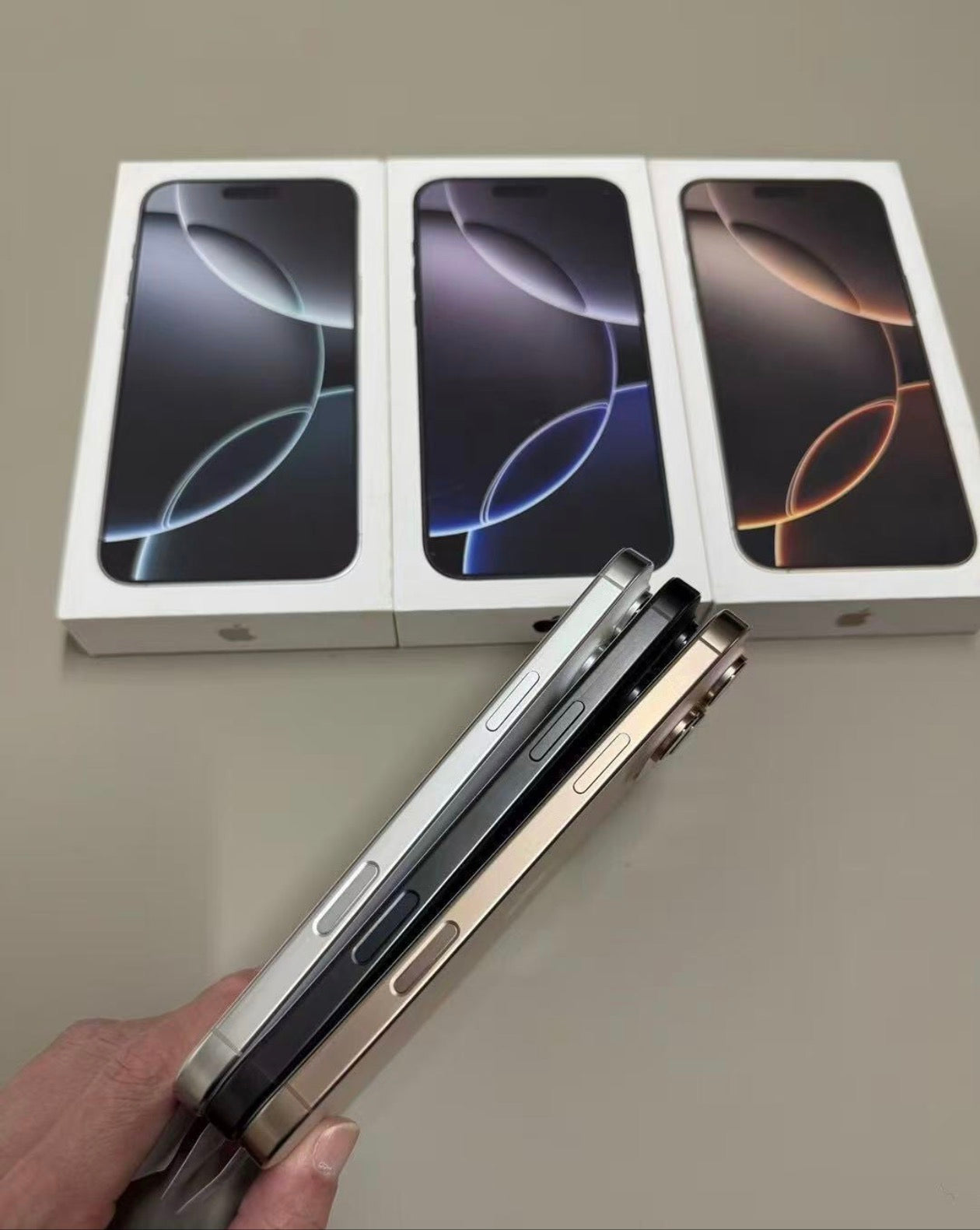 iPhone 16 Pro Max – 256GB Factory Unlocked
